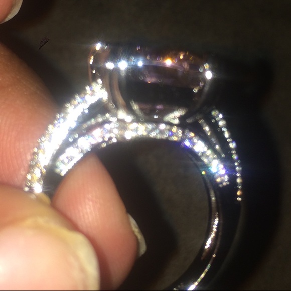 Pink CZ Diamond Ring - Picture 3 of 8